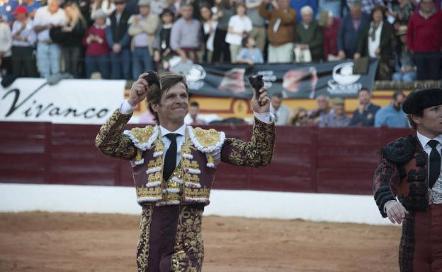 Dos faenas para el recuerdo de Ponce y El Juli en la mixta