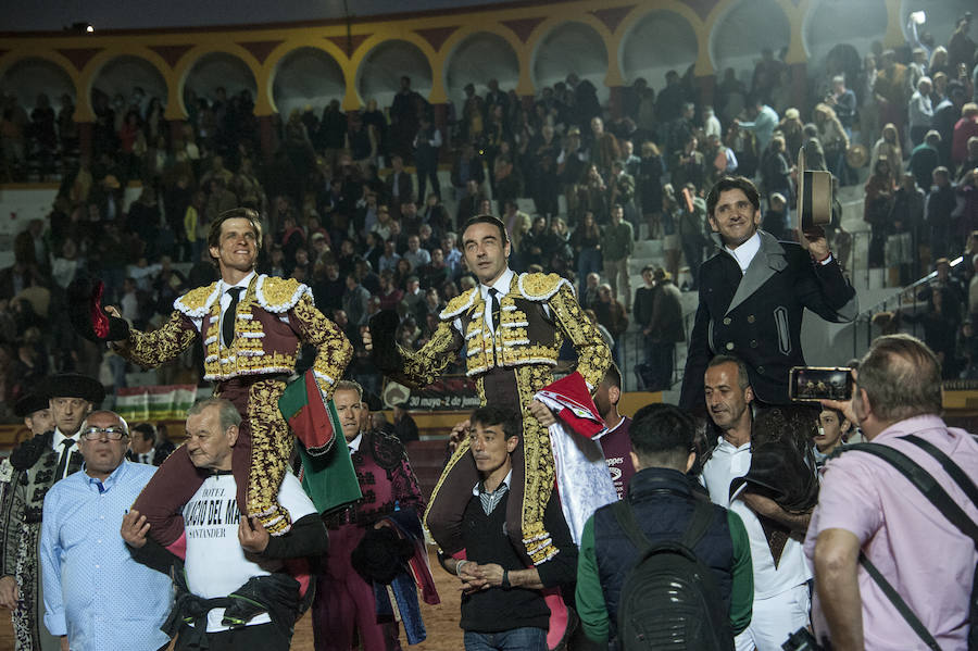 Dos faenas para el recuerdo de Ponce y El Juli en la mixta de Olivenza