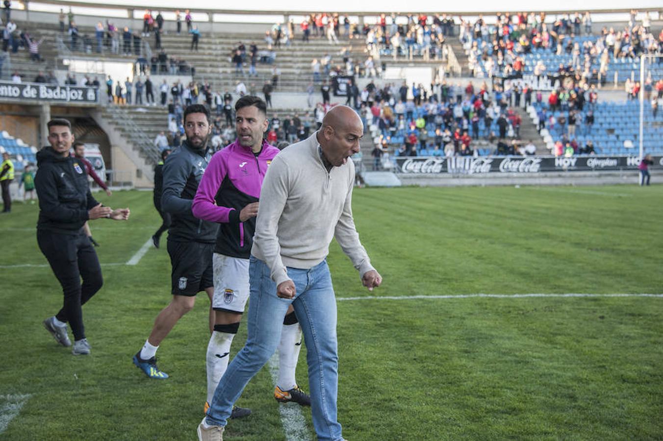 Victoria del CD Badajoz ante el Granada B