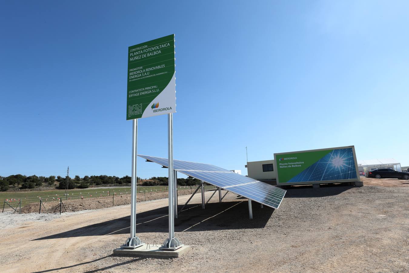 Inauguración de la planta fotovoltaica Núñez de Balboa