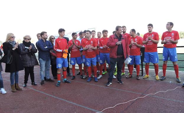 Emotivo homenaje del Frexnense a la memoria de Juan Ignacio Márquez a un mes de su fallecimiento