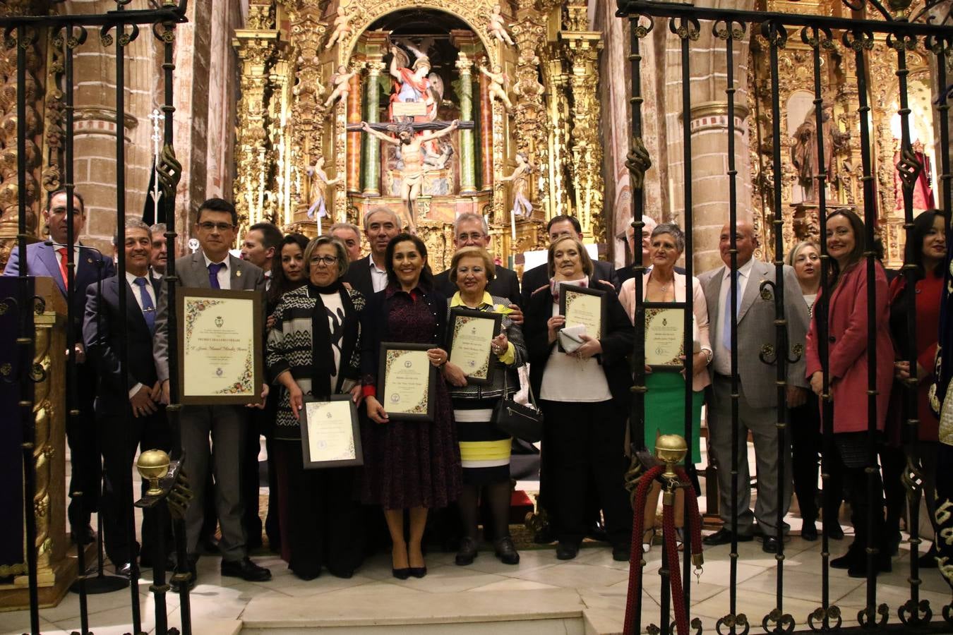 El amor y la entrega hacia la Semana Santa jerezana se refleja, una vez más, en los premios 'Cruz de Guía' y 'Caballero Cofrade'