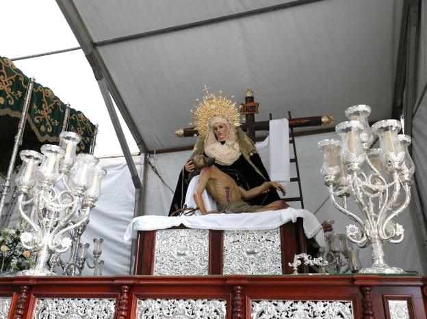 La Procesión Extraordinaria y el Viacrucis en el Anfiteatro centran el Viernes Santo en Mérida