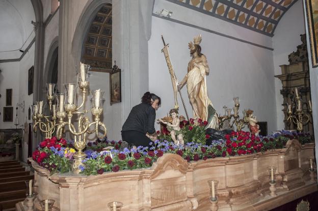 El sol recibe hoy el encuentro de la Aurora con el Resucitado en Badajoz