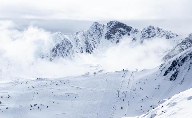 Grandvalira cierra un curso con muchas luces