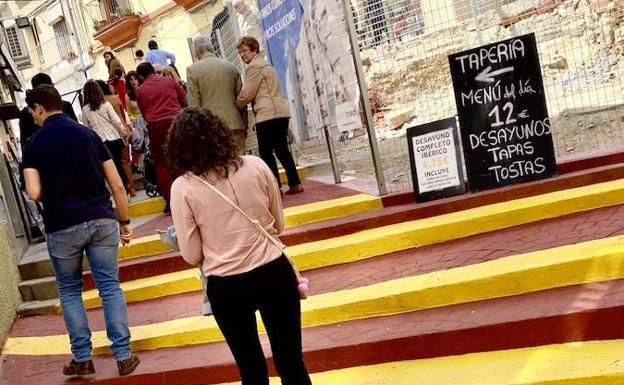 Los contratiempos acercan al medio millón el coste de las escaleras mecánicas de Alzapiernas