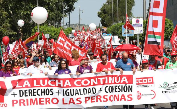 Los sindicatos anuncian movilizaciones por el bloqueo del convenio del campo