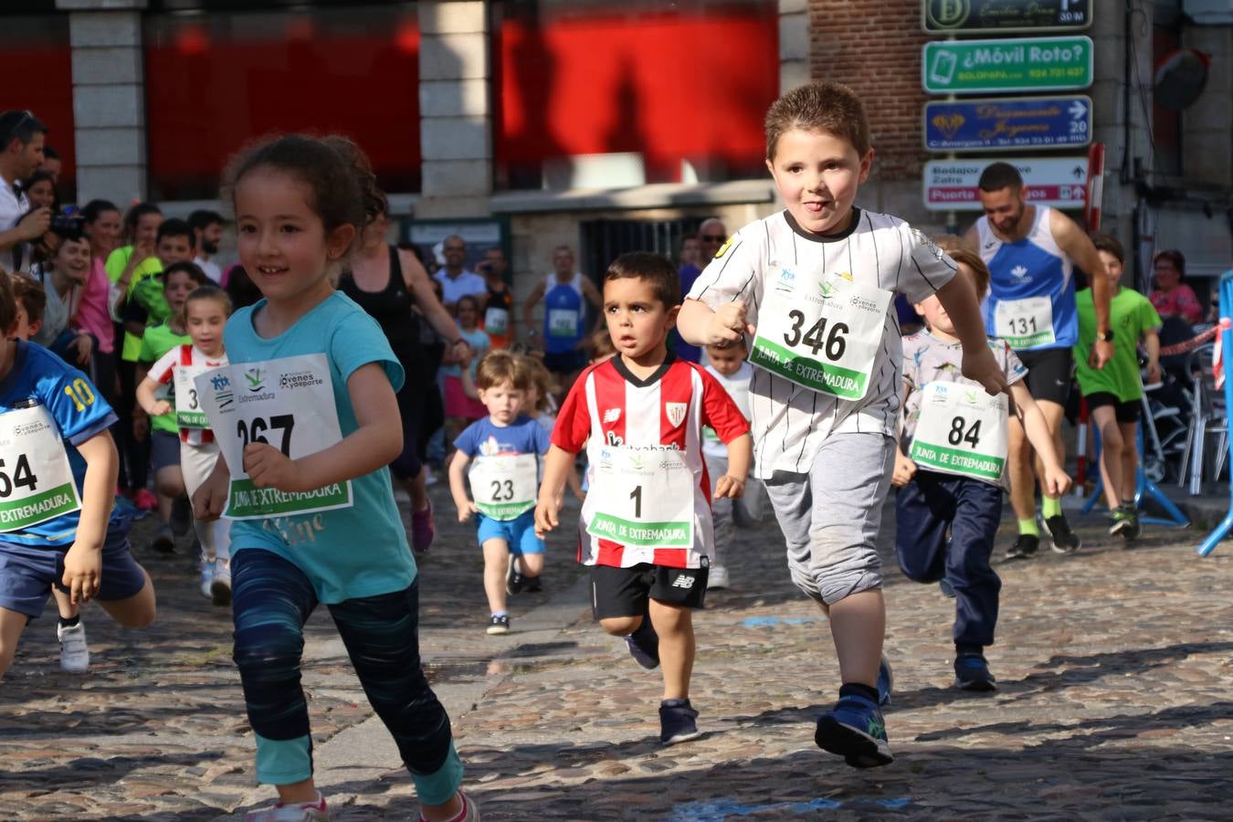 Gran ambiente en la XXI Carrera Popular y VIII Caminata por la Salud y Solidaridad