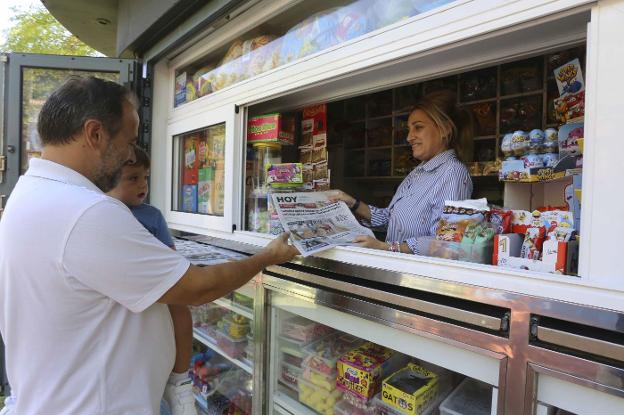 La dueña del quiosco de La Argentina en Mérida anuncia que cierra porque sigue sin luz