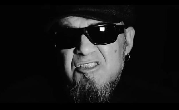 El músico pacense Gene García fusiona jazz, blues y soul en su primer trabajo en solitario