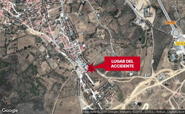 Herido grave tras caer de una altura de cuatro metros en un accidente laboral en Logrosán