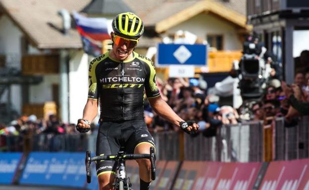 Carapaz aguanta antes de que los Dolomitas decidan el Giro