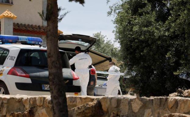 Encuentran a una pareja muerta en su casa por disparos de escopeta en Córdoba