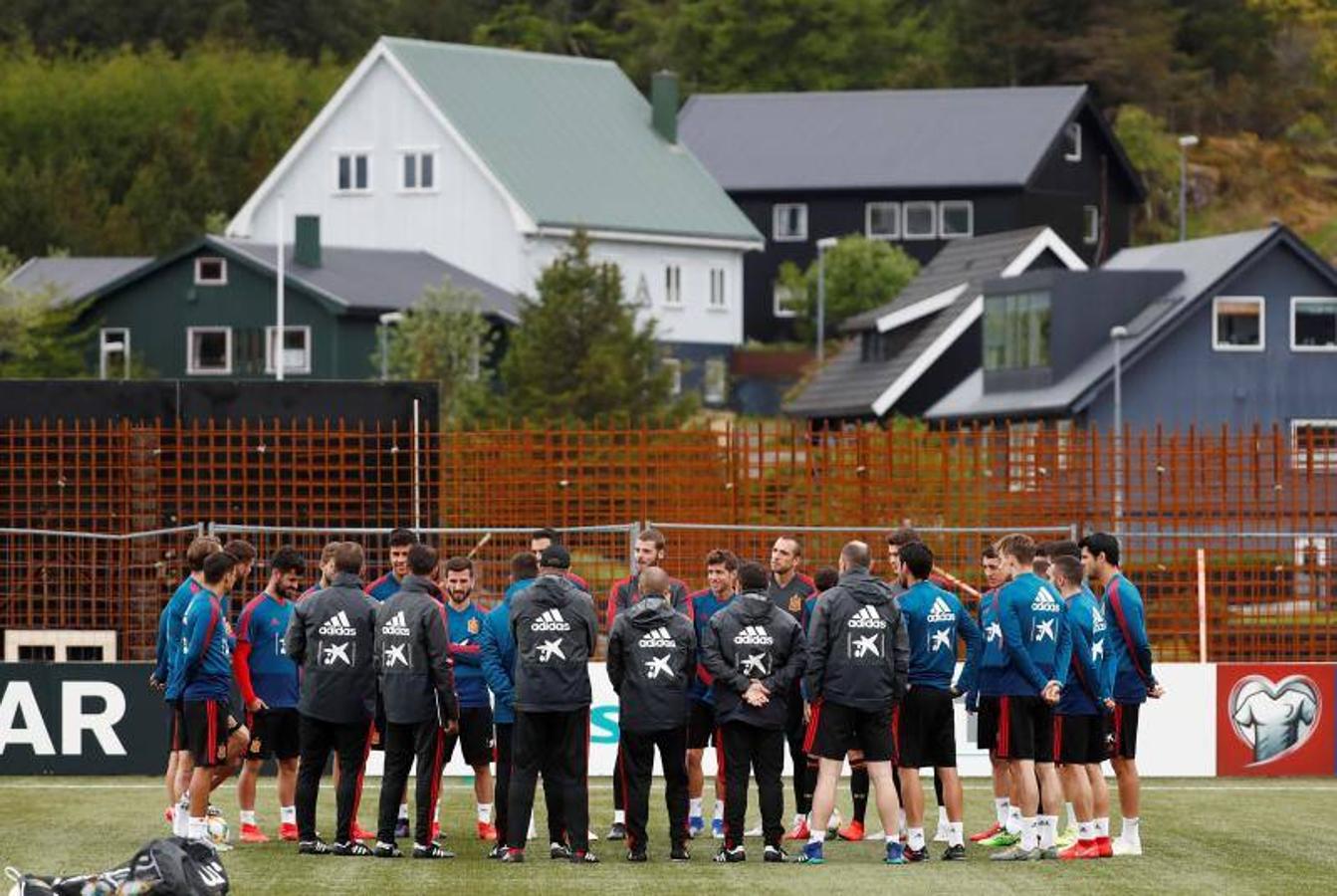 Así es Tórsvøllur, el estadio donde jugará España en Islas Feroe