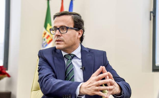 La Diputación argumenta que los requisitos sobre la memoria histórica para acceder a las ayudas no son una sanción