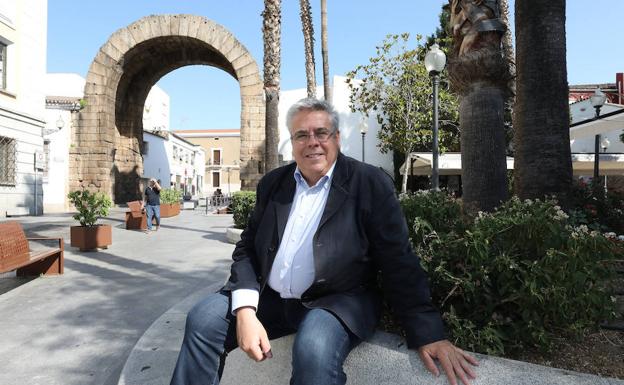 «La salida de la crisis ha dejado un enorme agujero social que hay que cubrir»