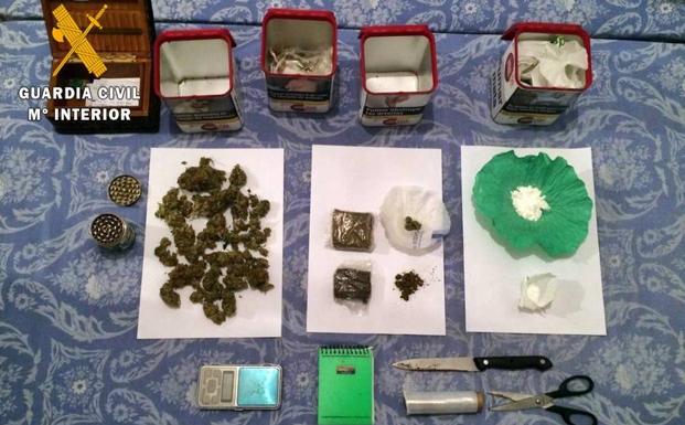 Detenido un vecino de Casas de Don Pedro que vendía droga en su domicilio