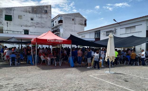 La asociación de vecinos barrio de Santa Ana celebró su fiesta el pasado sábado día 8