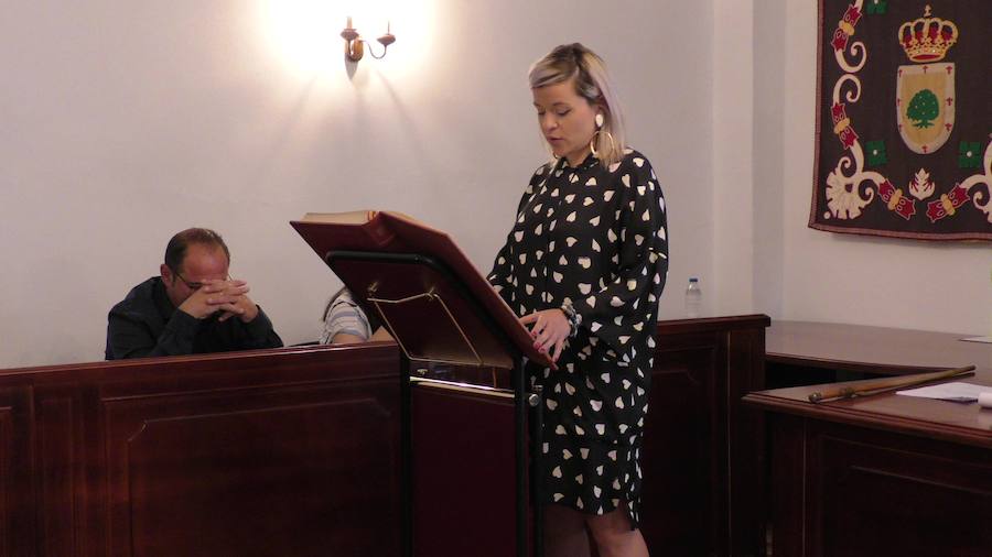 Imágenes del acto de constitución del nuevo Ayuntamiento