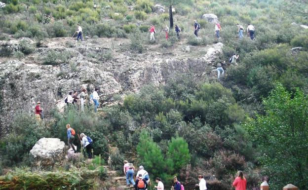 Geoaventura programa este fin de semana rutas, escalada y piragüismo en el Geoparque