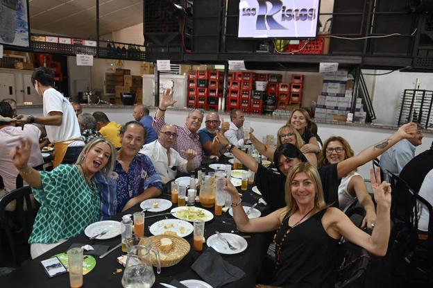 El puente de San Juan desluce la feria de día en Badajoz