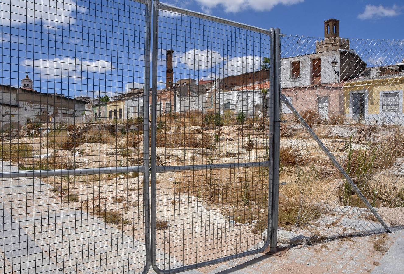 El abandono de los yacimientos arqueológicos de Badajoz amenaza su conservación
