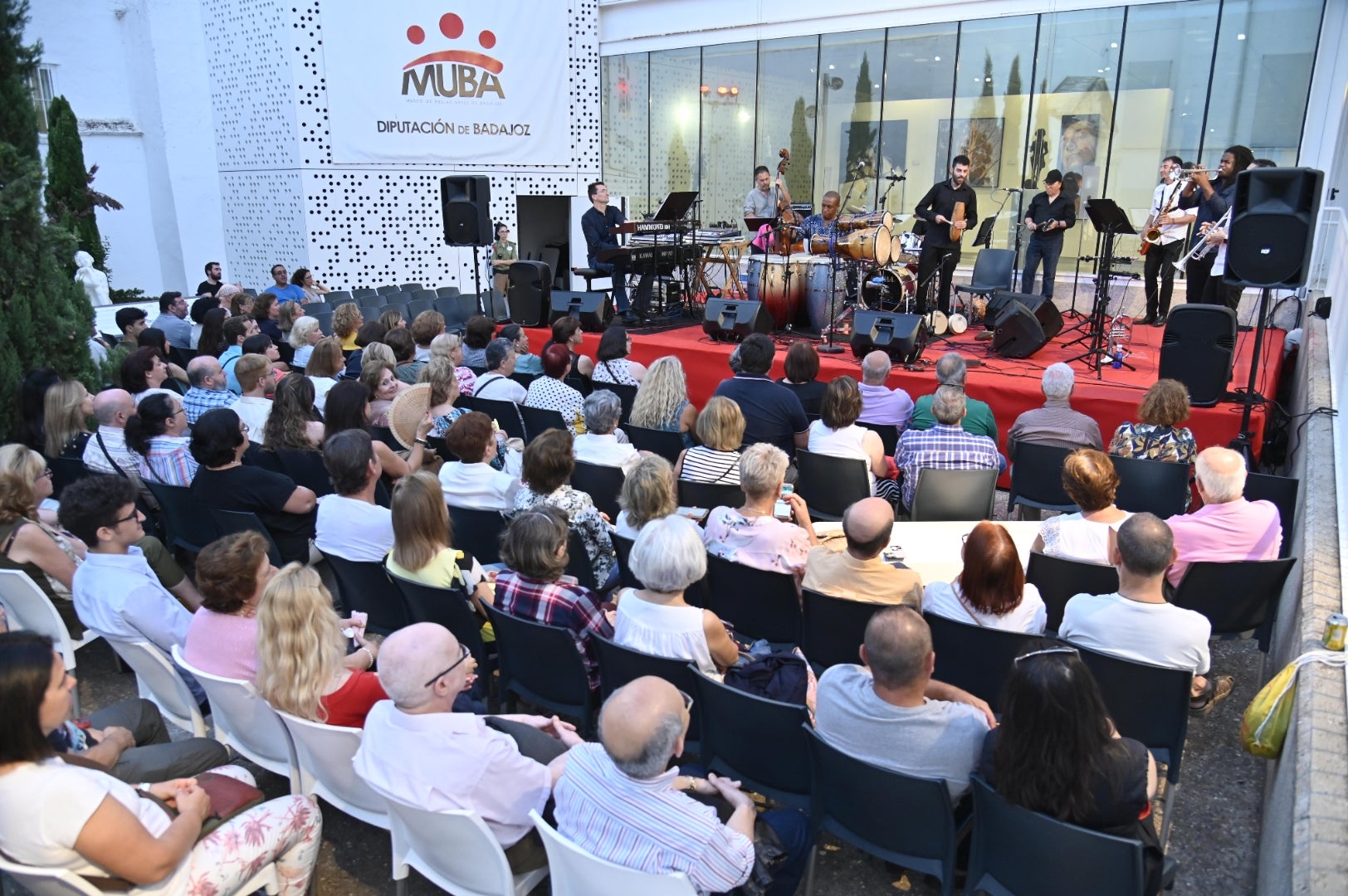 La Coctelera: Repaso por la agenda cultural pacense