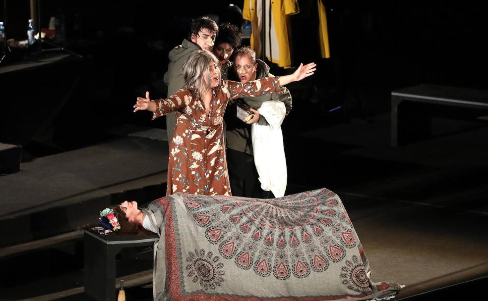 El drama de Shakespeare muta a comedia en el Festival de Mérida