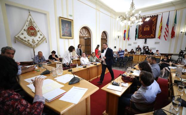 Mérida, Cáceres y Don Benito publican los bienes de sus concejales
