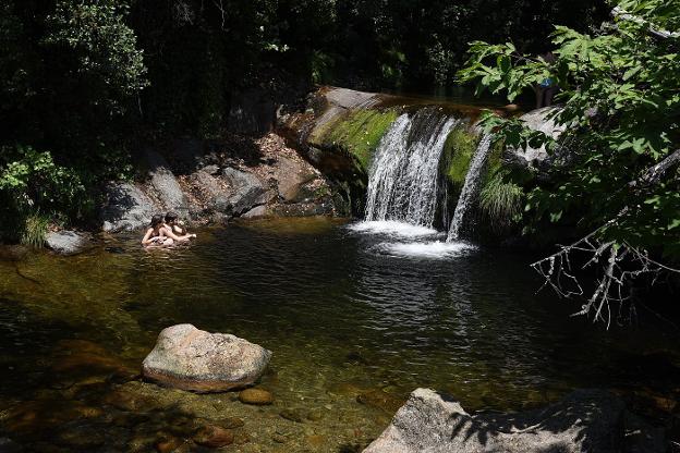 La Garganta Mayor, el museo de las piscinas naturales extremeñas