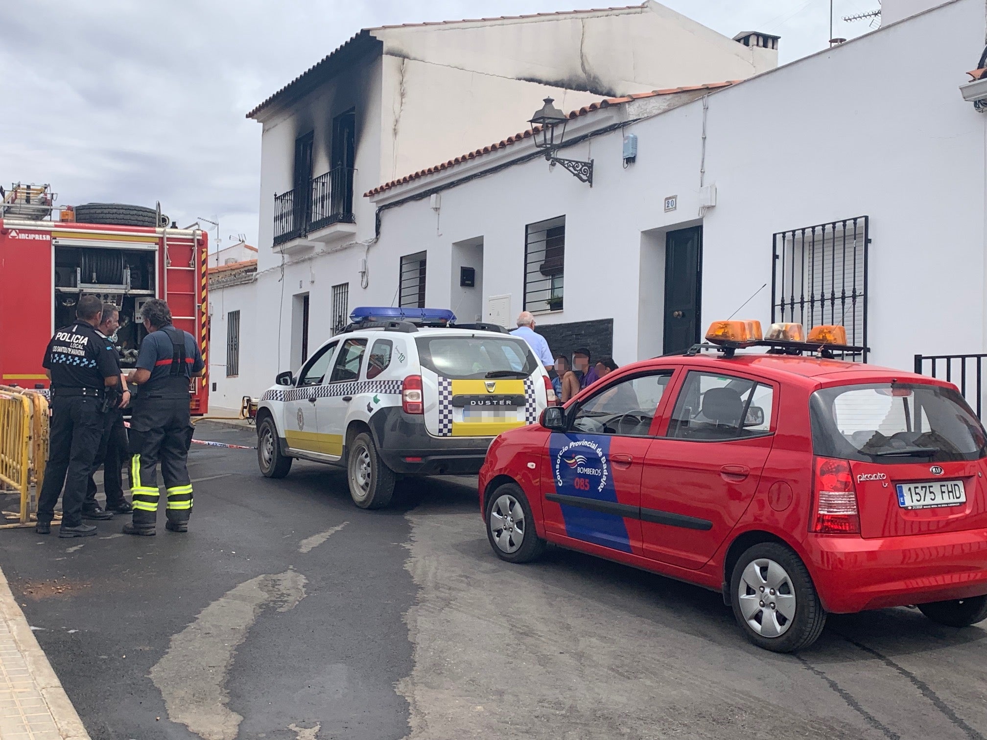 Arde una vivienda en Los Santos de Maimona