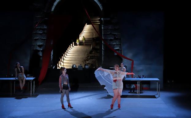 'Hipólito' estrenó anoche la tercera edición del Festival de Mérida en Cáparra