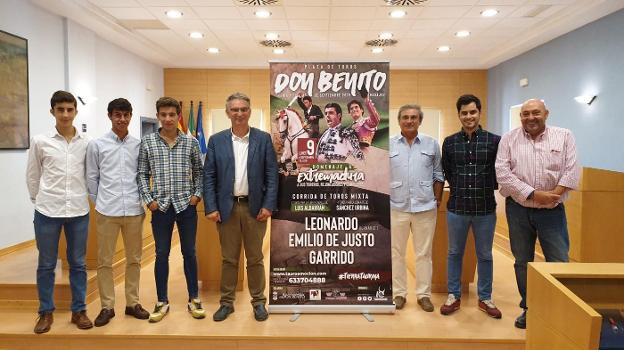 Leonardo Hernández, Emilio de Justo y Garrido torean en la feria de Don Benito
