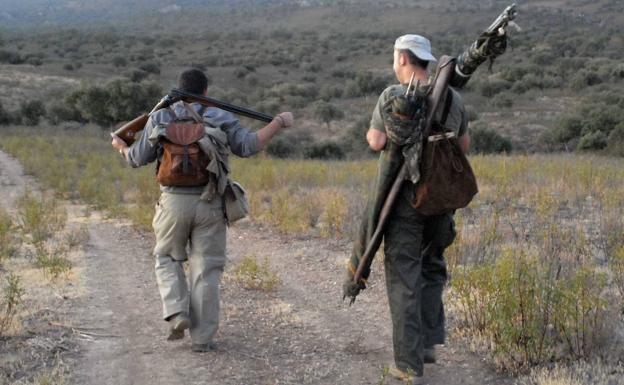 Extremadura pierde 7.000 licencias de caza en la última década