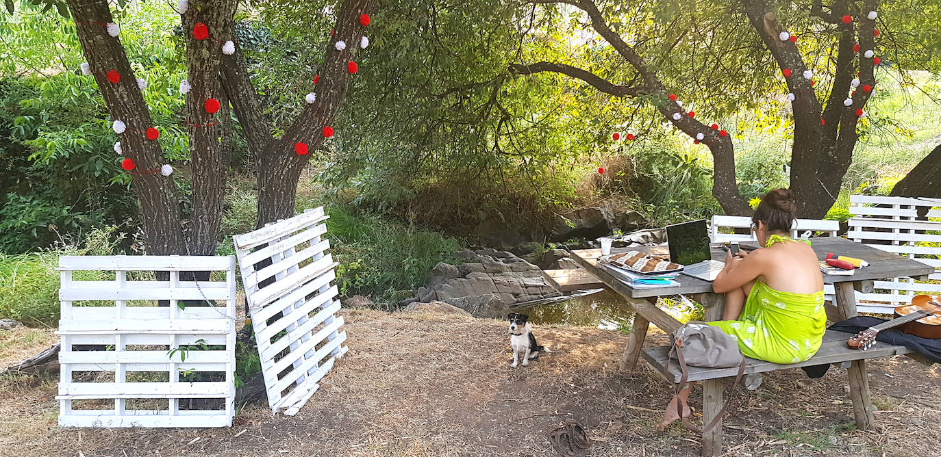 Rincones con encanto de Extremadura | Torre de don Miguel: Una piscina entre molinos