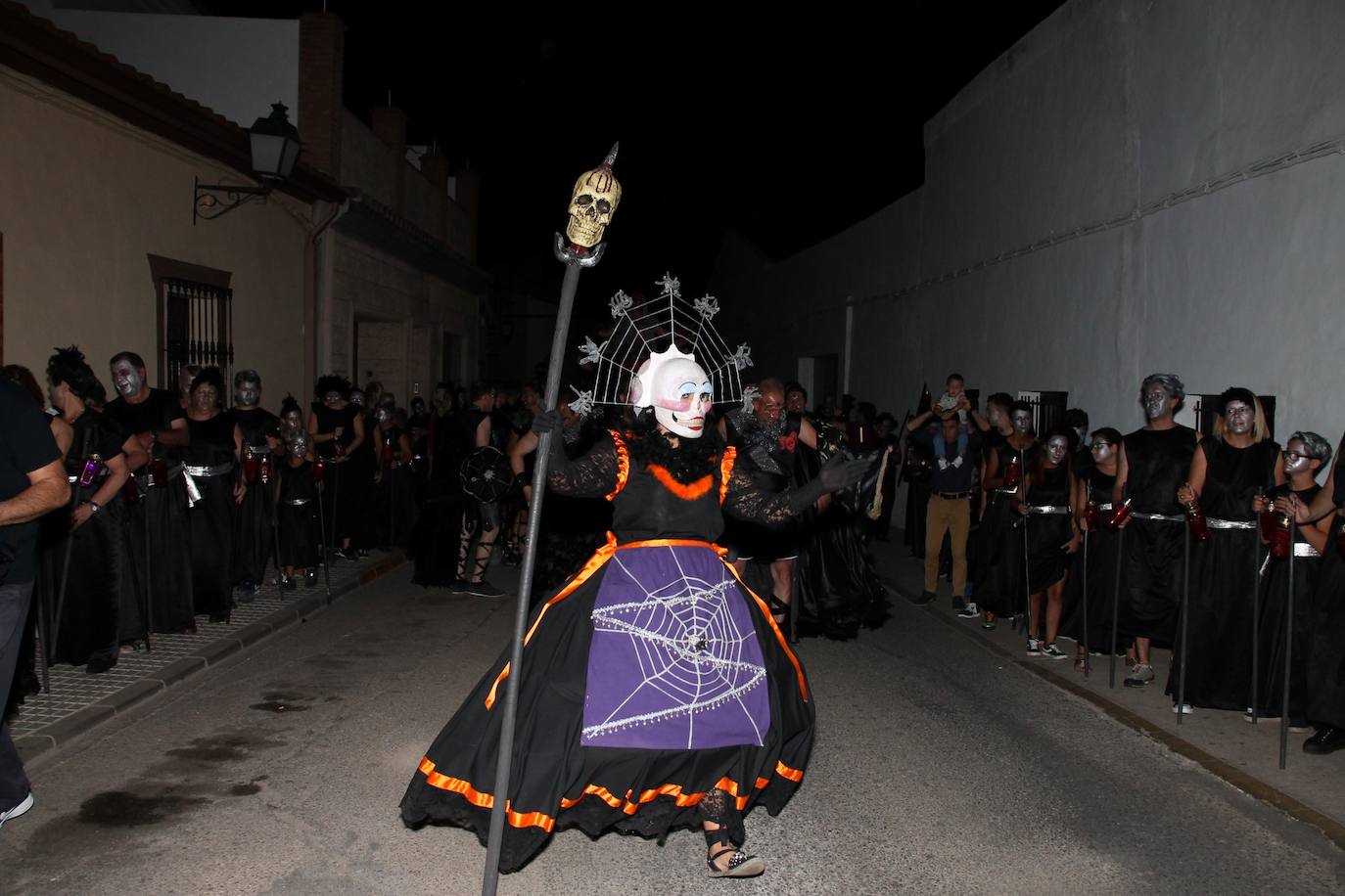 'La fuga de la Diabla' congrega a 5.000 personas en Valverde de Leganés