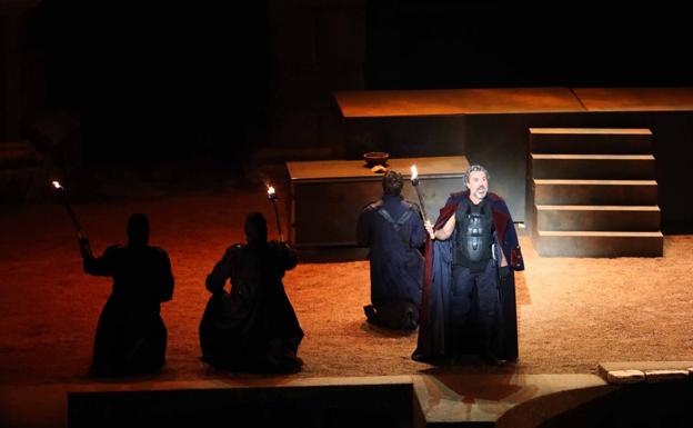 Un sublime Andrónico como cierre