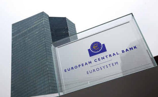 El BCE calcula que 24 bancos se mudarán a la eurozona desde Londres tras el 'brexit'