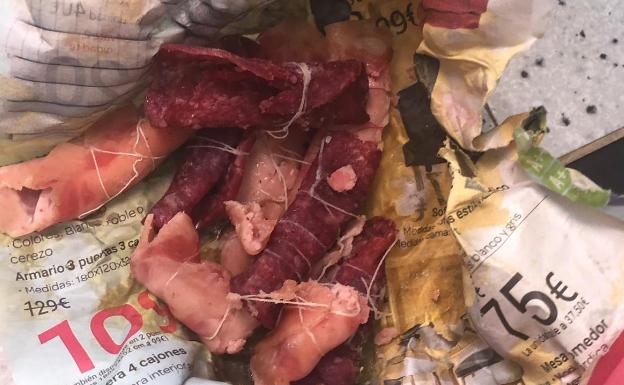 Una pacense denuncia que lanzaron veneno escondido en carne a sus perros