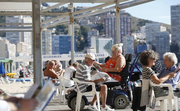 Frenazo en las llegadas de turistas en julio, aunque se mantiene el récord