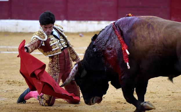 Leonardo Hernández, José Garrido y Juanito forman el cartel taurino de Fregenal