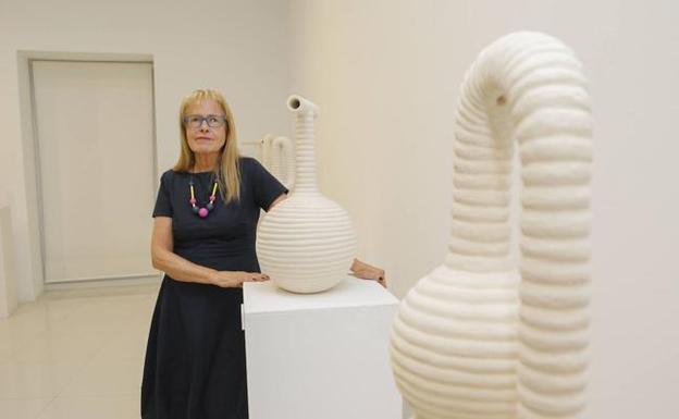 La sala cacereña El Brocense acoge una muestra de cerámica