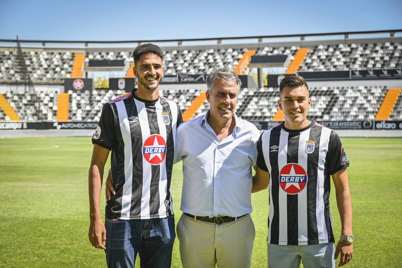El CD Badajoz cierra la plantilla con dos nuevos jugadores