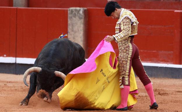 Cayetano, Ginés Marín y Pablo Aguado, en la feria de Zafra