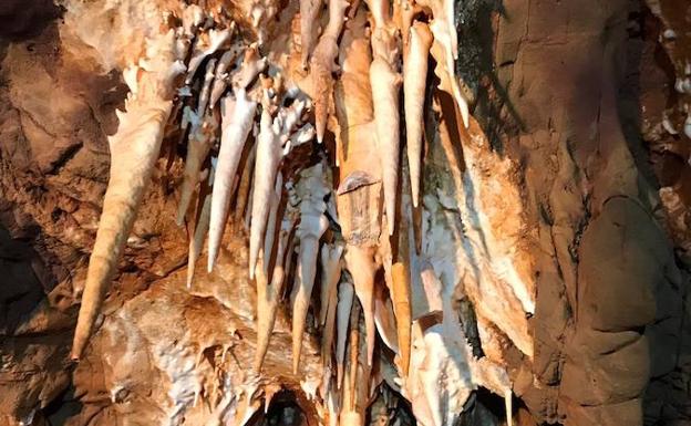 El proyecto de la ronda sureste de Cáceres se modificará para mantener las cuevas