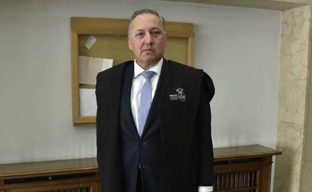 Ocho años y medio de prisión para una madre por no evitar que su pareja abusara de su hija