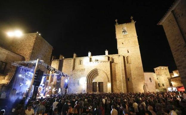 Despedida del Festival de Blues y la Salita del Cómic en Cáceres