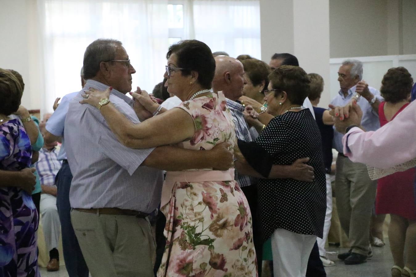 El Hogar de Mayores celebra su XVII Aniversario con una emotiva ceremonia