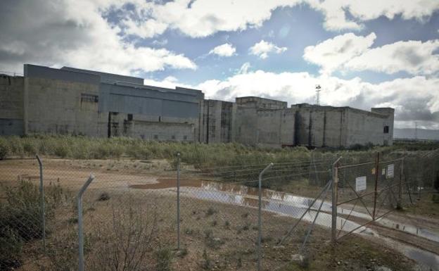 La Junta solicita al Estado la cesión de los terrenos de la central nuclear de Valdecaballeros