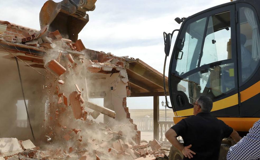 A la caza de viviendas ilegales en Extremadura